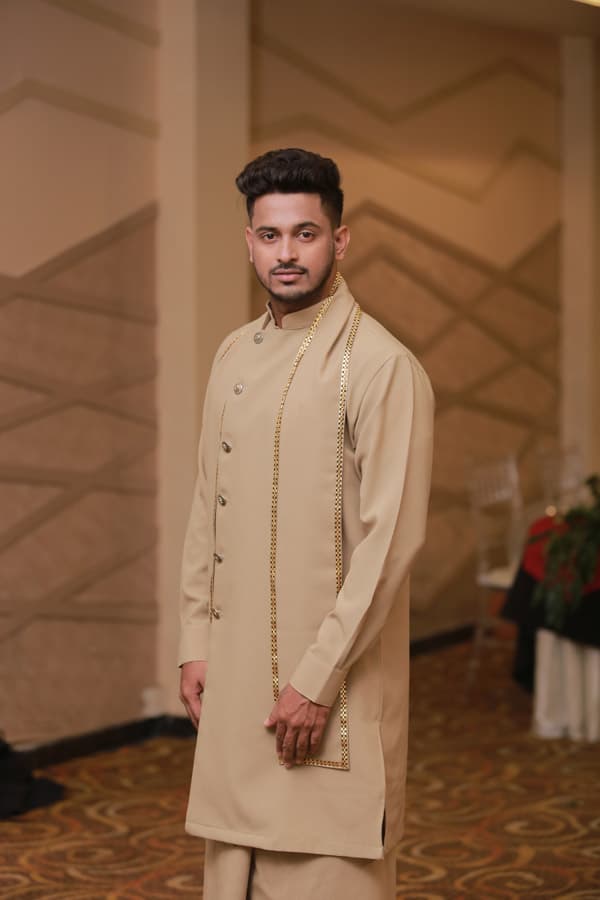 Sri Lankan National Dress